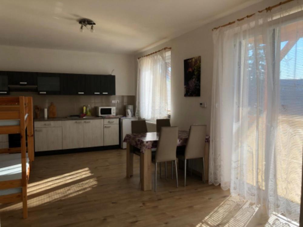 Apartmany Eva ฟริมบูร์ก ภายนอก รูปภาพ