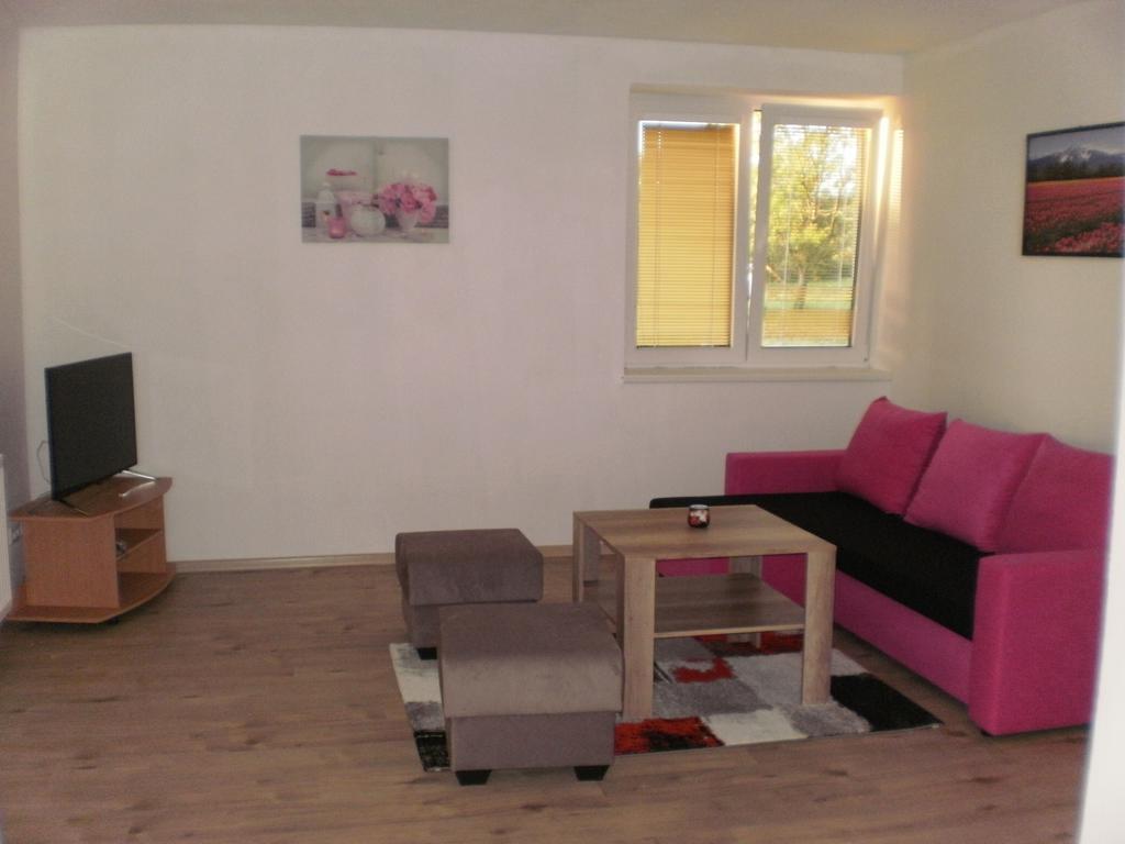 Apartmany Eva ฟริมบูร์ก ภายนอก รูปภาพ
