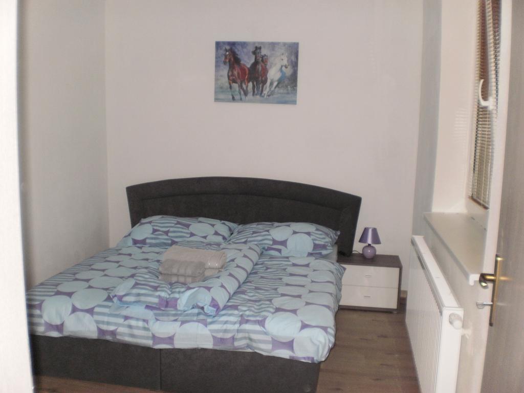 Apartmany Eva ฟริมบูร์ก ภายนอก รูปภาพ